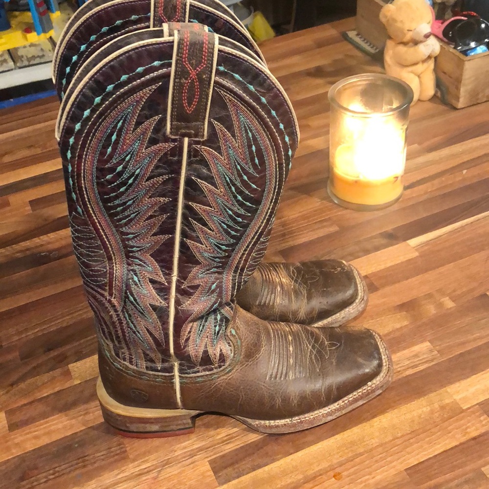 Ariat Boots square toe